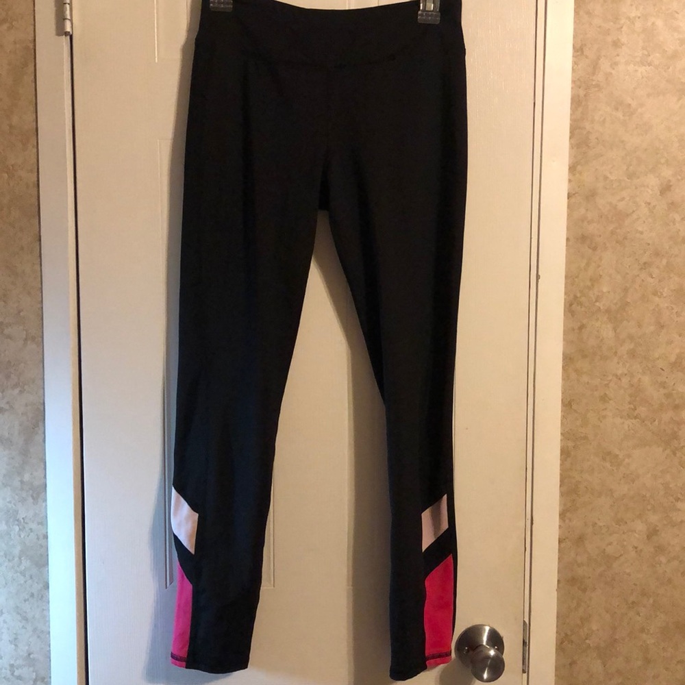 black leggings